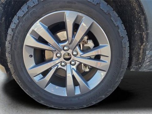 Used 2022 Ford Explorer XLT w/ Equipment Group 202A image 35