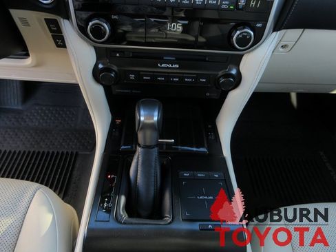Used 2023 Lexus GX 460 Premium image 23