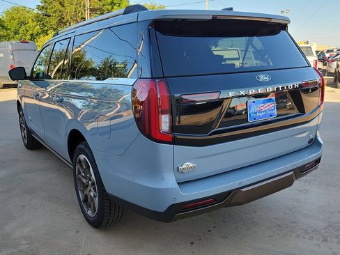 New 2027 Ford Expedition Max King Ranch RWD image 9
