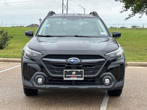 Used 2024 Subaru Outback Premium w/ Popular Package #1A AWD/4WD image 3