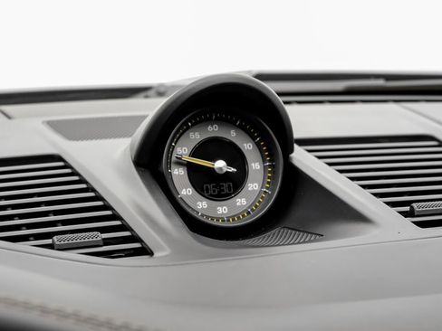 Used 2022 Porsche 911 GT3 image 19