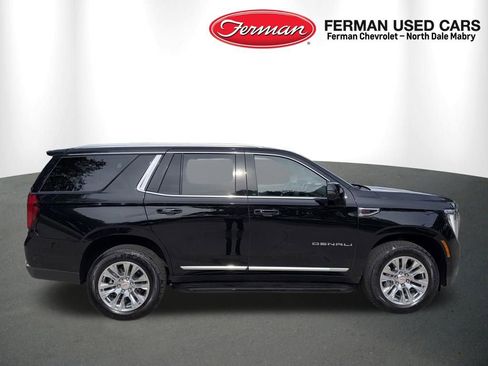 Used 2025 GMC Yukon Denali AWD/4WD image 8