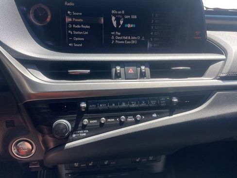 Used 2019 Lexus ES 350 F Sport w/ Accessory Package 2 FWD image 13