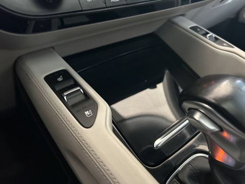 Used 2020 Kia Telluride EX w/ Towing Package FWD image 23