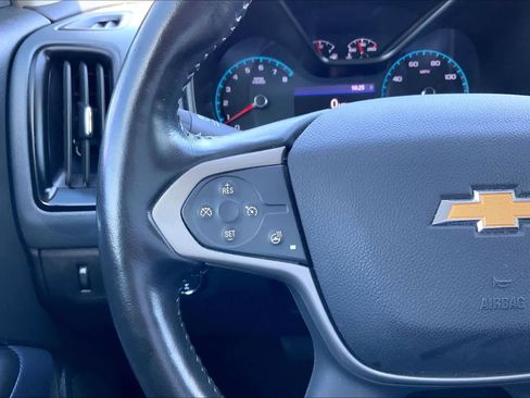 Used 2021 Chevrolet Colorado Z71 AWD/4WD image 23