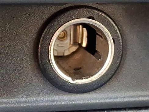 Used 1999 Jeep Wrangler SE image 23