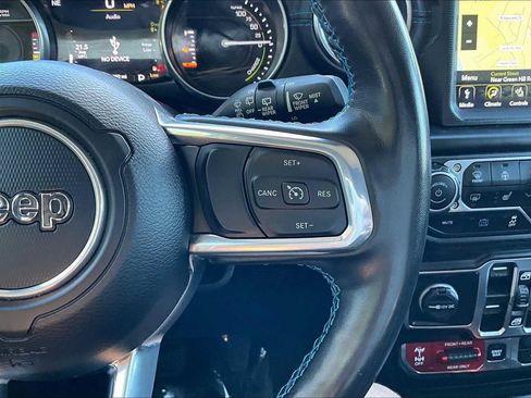 Used 2022 Jeep Wrangler Unlimited Rubicon 4xe w/ Cold Weather Group image 23