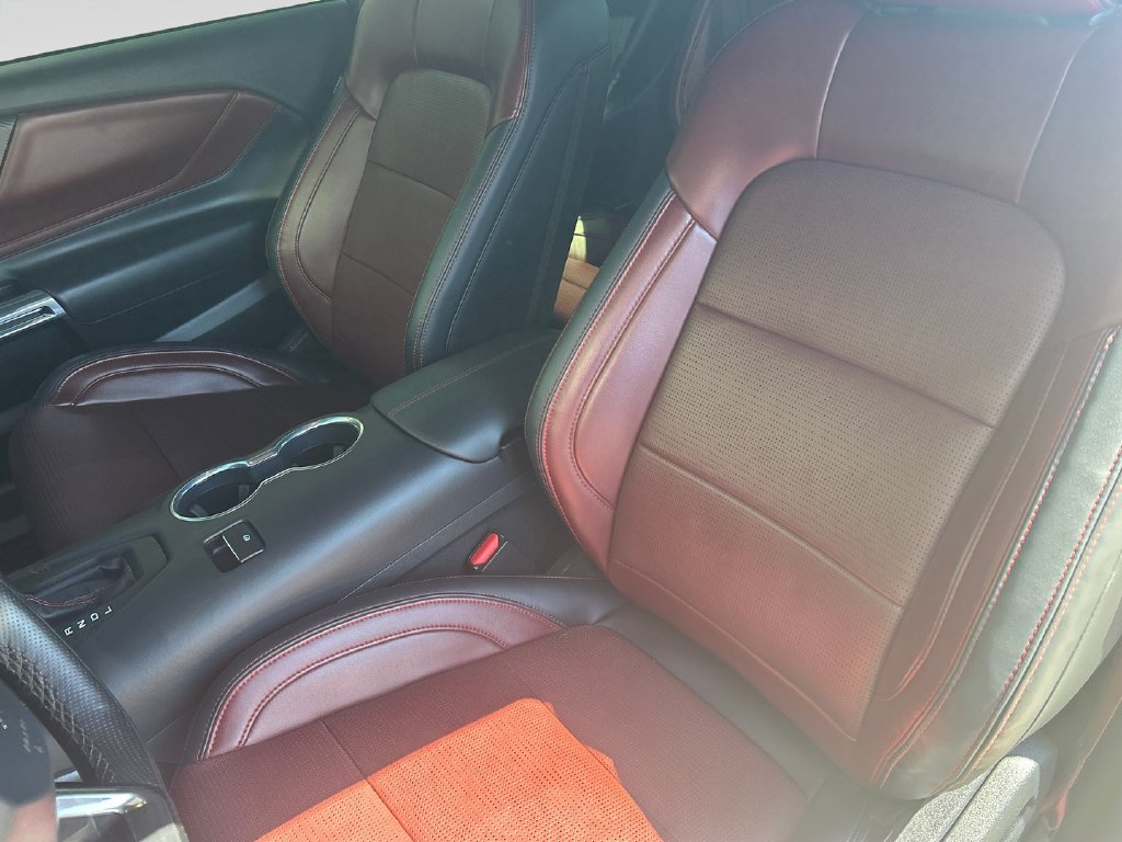 Used 2025 Ford Mustang Premium RWD image 11