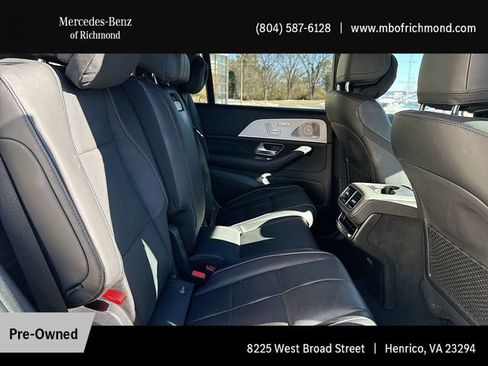 Used 2025 Mercedes-Benz GLS 580 4MATIC image 15