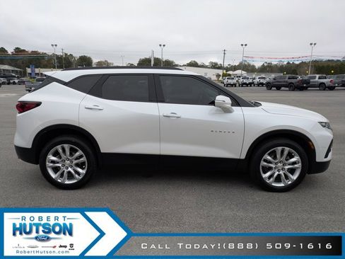 Used 2022 Chevrolet Blazer LT w/ Sound & Technology Package image 5