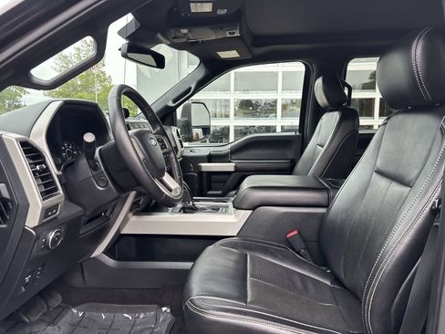 Used 2020 Ford F150 Lariat w/ Equipment Group 502A Luxury AWD/4WD image 9
