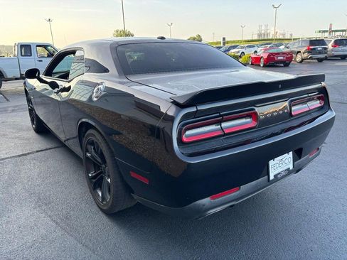 Used 2022 Dodge Challenger R/T RWD image 6