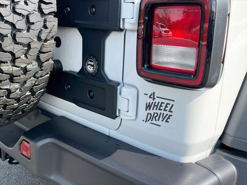 Certified 2026 Jeep Wrangler Unlimited Sport AWD/4WD image 31