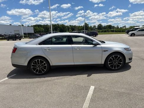Used 2017 Ford Taurus Limited AWD/4WD image 6