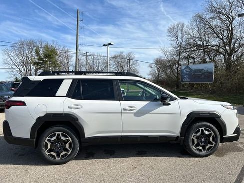 New 2026 Subaru Outback Touring image 8