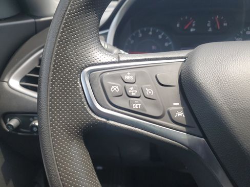 Used 2024 Chevrolet Malibu LT image 17