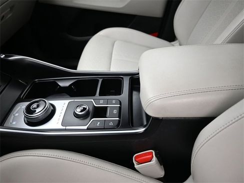 Used 2021 Kia Sorento EX image 20