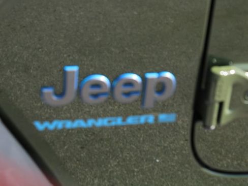 Used 2023 Jeep Wrangler Unlimited Rubicon 4xe AWD/4WD image 8