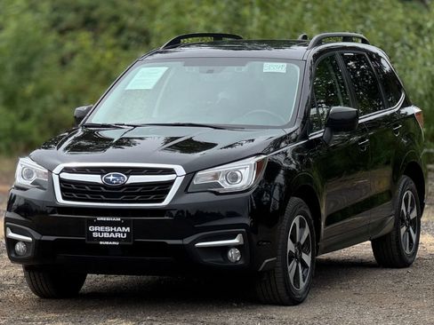 Used 2018 Subaru Forester 2.5i Limited AWD/4WD image 3