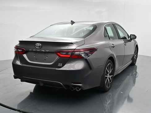 Used 2024 Toyota Camry SE AWD/4WD image 6