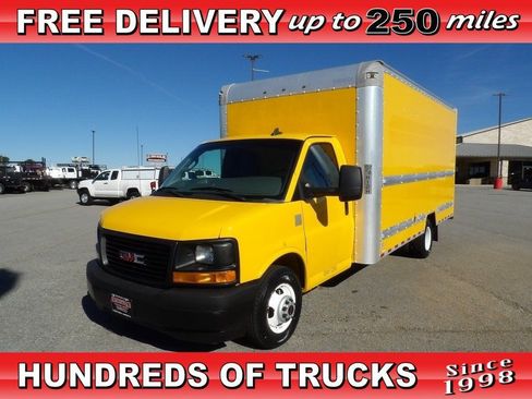Used 2017 GMC Savana 3500 Extended image 1