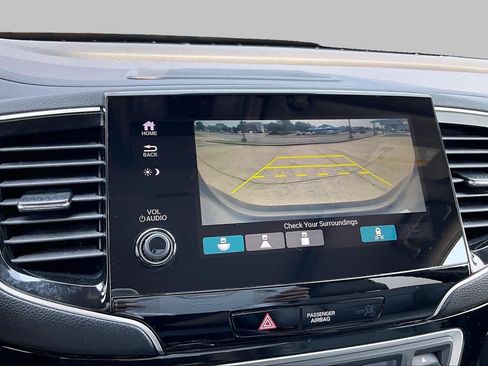 Certified 2020 Honda Pilot Touring image 27