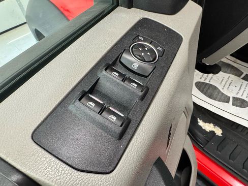Used 2021 Ford F550 4x4 SuperCab Super Duty image 18