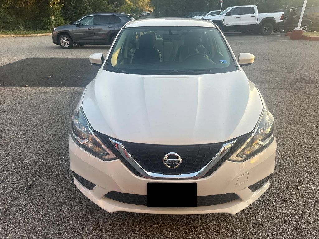 Used 2017 Nissan Sentra SV FWD image 2