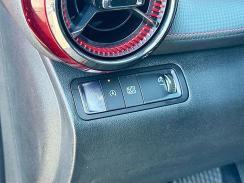 Used 2025 Chevrolet Equinox RS image 10