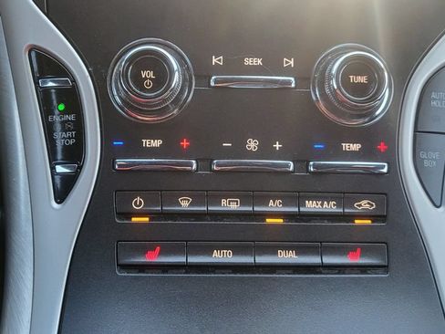 Used 2020 Lincoln Nautilus FWD w/ Equipment Group 101A image 35
