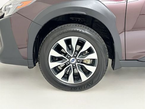 Used 2025 Subaru Outback Limited AWD/4WD image 32
