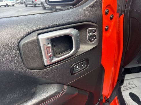 Used 2019 Jeep Wrangler Unlimited Rubicon AWD/4WD image 24
