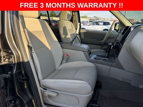 Used 2006 Ford Explorer XLT AWD/4WD image 21