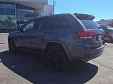 Used 2018 Jeep Grand Cherokee Altitude image 2