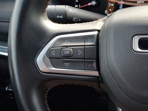 Certified 2022 Jeep Compass Limited image 25