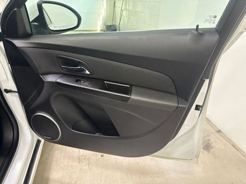 Used 2014 Chevrolet Cruze LT w/ All-Star Edition FWD image 38