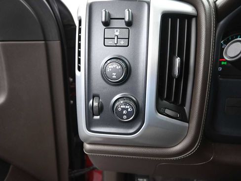 Used 2018 GMC Sierra 1500 SLT AWD/4WD image 14