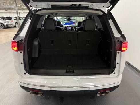 Used 2020 Chevrolet Traverse High Country AWD/4WD image 17
