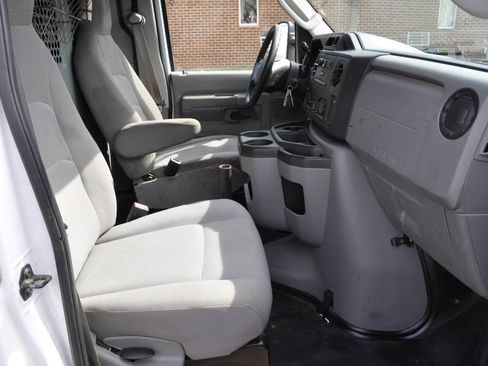 Used 2013 Ford E-250 and Econoline 250 RWD image 24