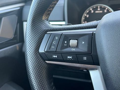 Used 2025 Mitsubishi Outlander SE AWD/4WD image 22