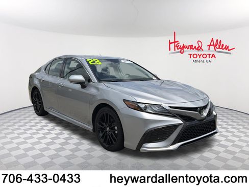 Certified 2023 Toyota Camry XSE FWD image 1