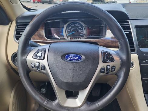 Used 2016 Ford Taurus Limited FWD image 10