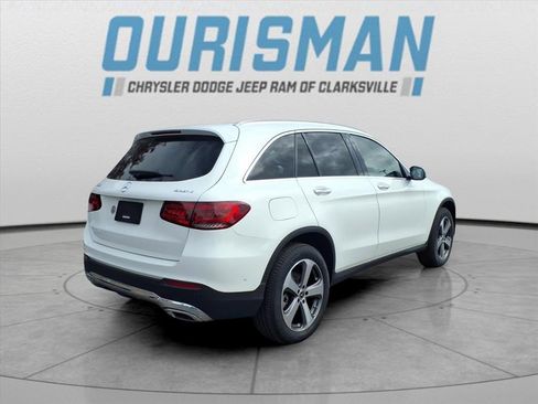 Used 2022 Mercedes-Benz GLC 300 4MATIC image 3