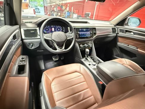 Used 2023 Volkswagen Atlas SEL Premium AWD/4WD image 21