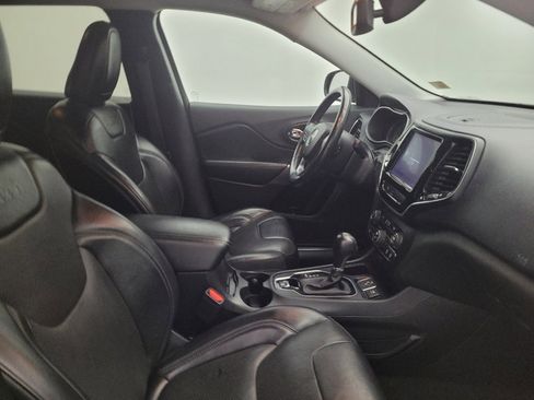 Used 2019 Jeep Cherokee Limited FWD image 21
