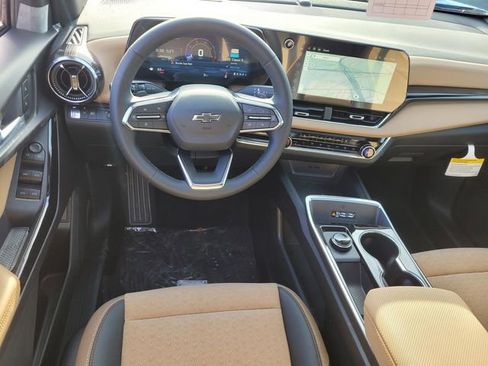 New 2026 Chevrolet Equinox ACTIV image 8