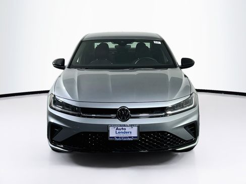 Used 2025 Volkswagen Jetta Sport FWD image 2