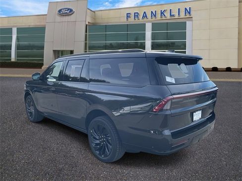 New 2025 Lincoln Navigator L Reserve w/ Jet Appearance Package image 5