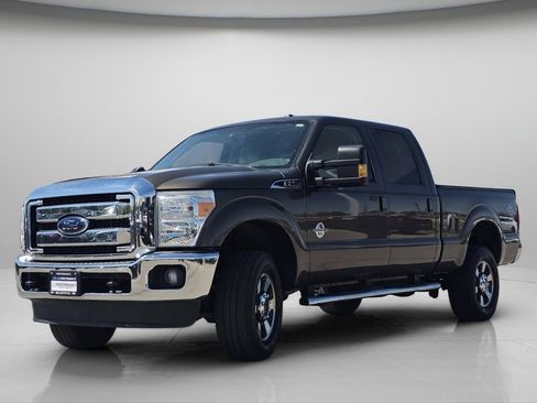 Used 2016 Ford F350 Lariat w/ Camper Package AWD/4WD image 19