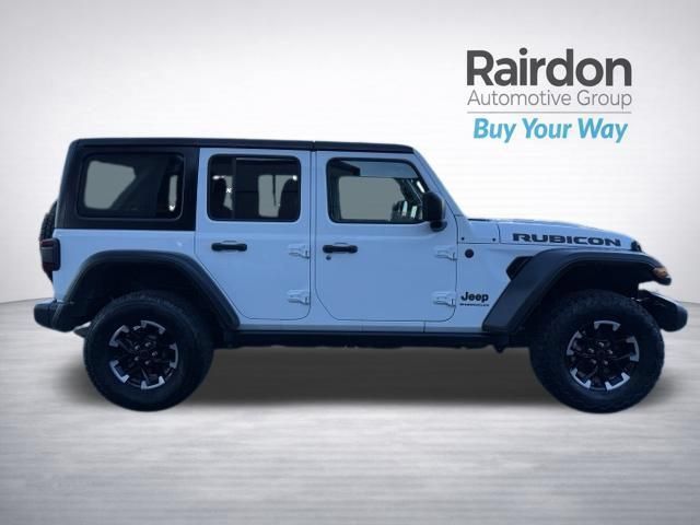 Used 2025 Jeep Wrangler Unlimited Rubicon AWD/4WD image 8